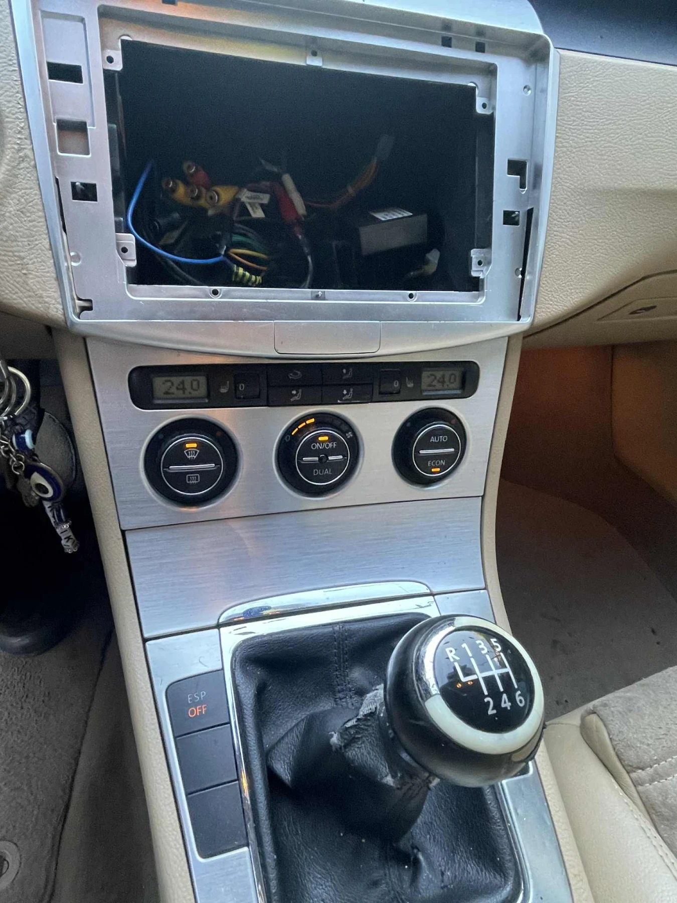 ������ �� ������� �� ����� 2.0 TDI 140 ���� 16 ������� ����� 6 �������� | Mobile.bg � ����������� 11