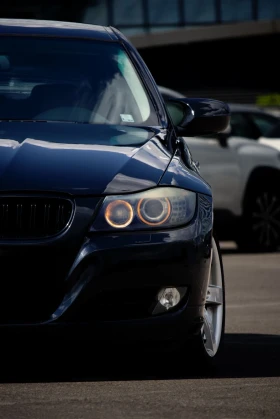 BMW 330, снимка 1