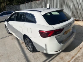 Toyota Avensis 1.6D-4d 112к.с НА ЧАСТИ , снимка 4