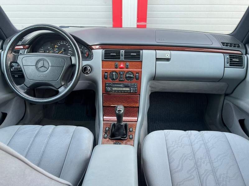 Mercedes-Benz E 290 DISEL KLIMATRONIK , снимка 12 - Автомобили и джипове - 46318388