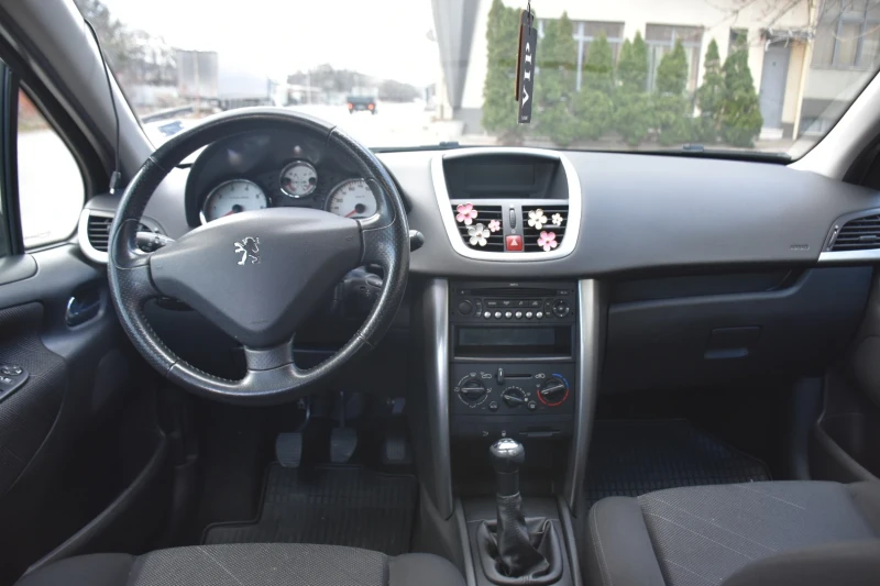 Peugeot 207 1.6, снимка 11 - Автомобили и джипове - 48885395