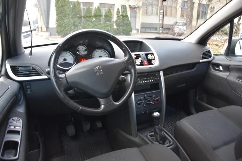 Peugeot 207 1.6, снимка 10 - Автомобили и джипове - 48885395