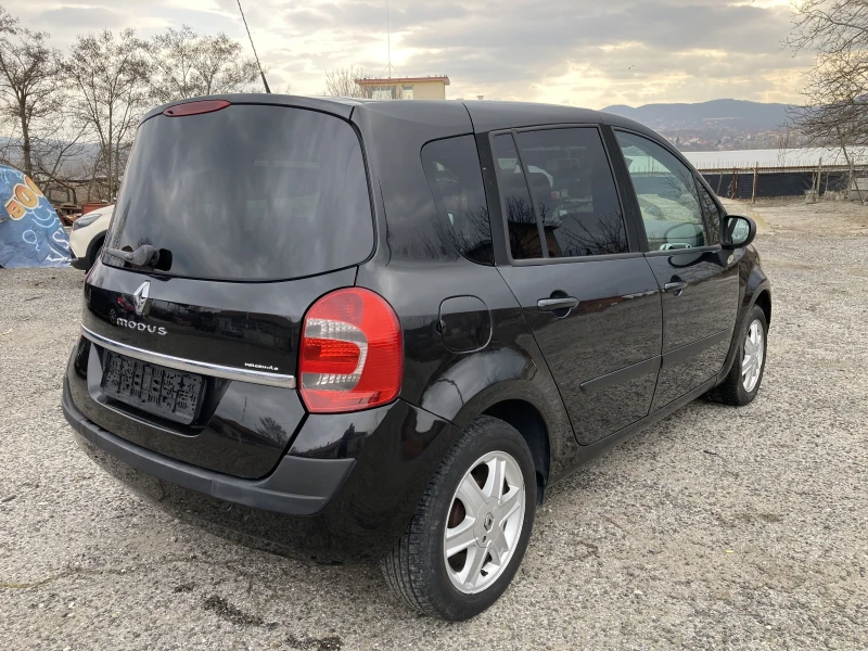 Renault Modus 1.2 TCe facelift, снимка 6 - Автомобили и джипове - 49327792