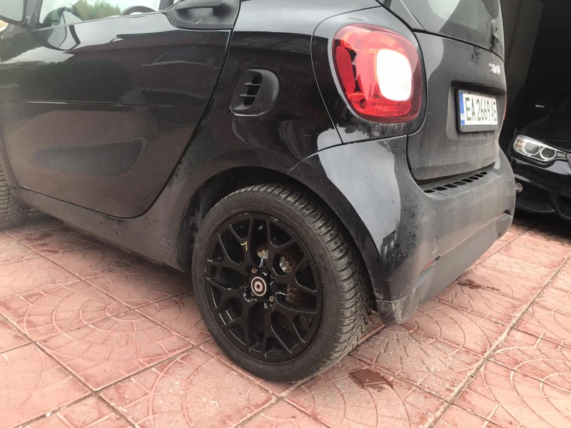 Smart Fortwo Smart Fortwo EQ, снимка 3 - Автомобили и джипове - 51859260