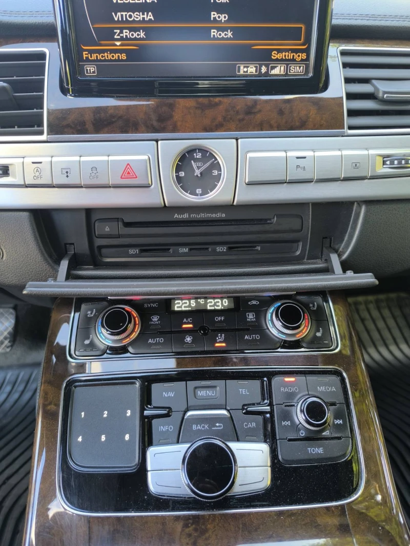 Audi A8, снимка 9 - Автомобили и джипове - 52393756