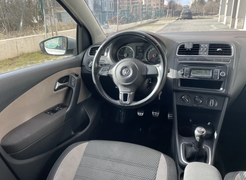 VW Polo Cross, снимка 9 - Автомобили и джипове - 52674321