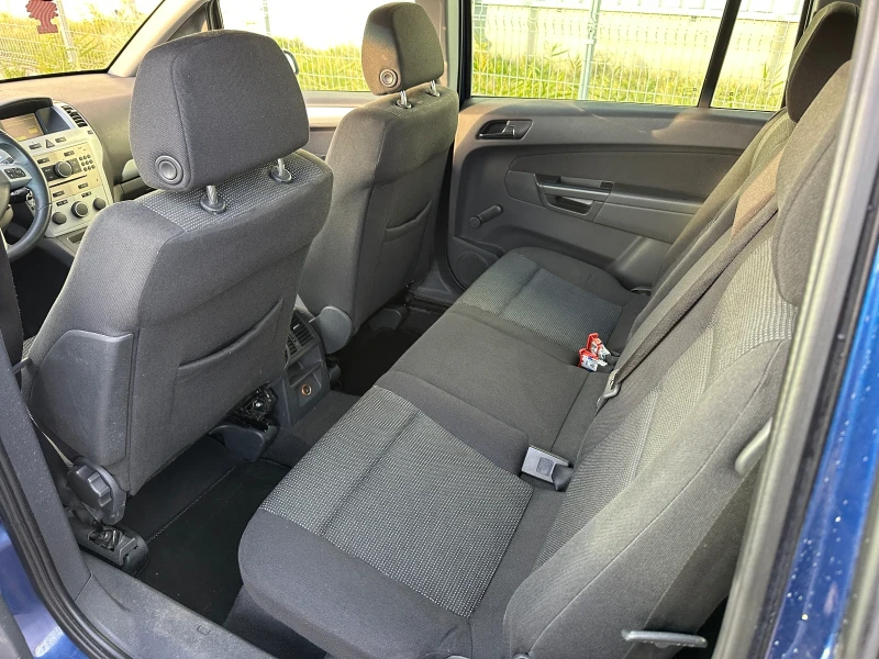 Opel Zafira 2.0 Turbo, снимка 12 - Автомобили и джипове - 52810119