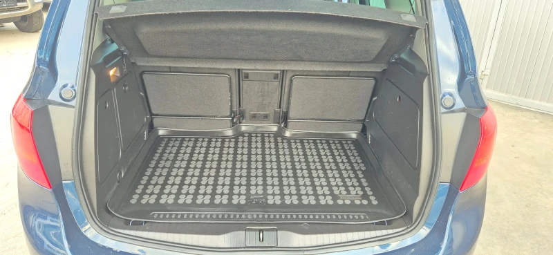 Opel Meriva 1.4i-* Клима* * 49.000 км.* * * , снимка 8 - Автомобили и джипове - 52596562