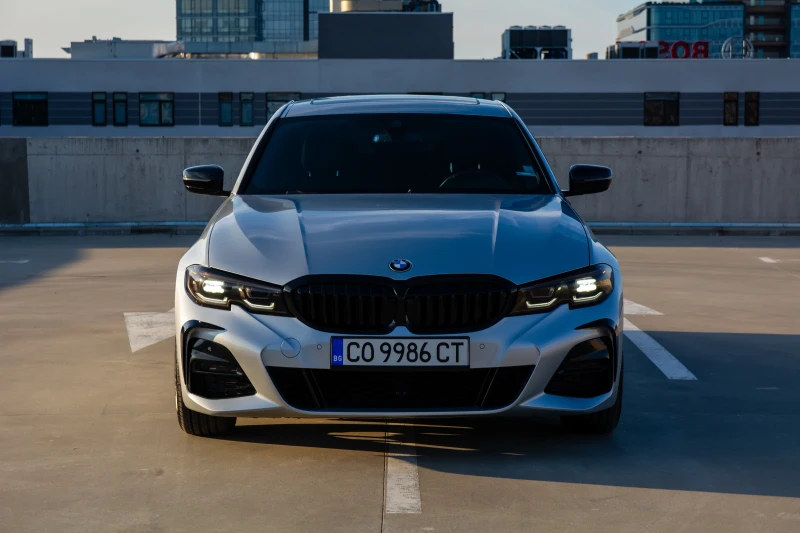 BMW 330 I Задно