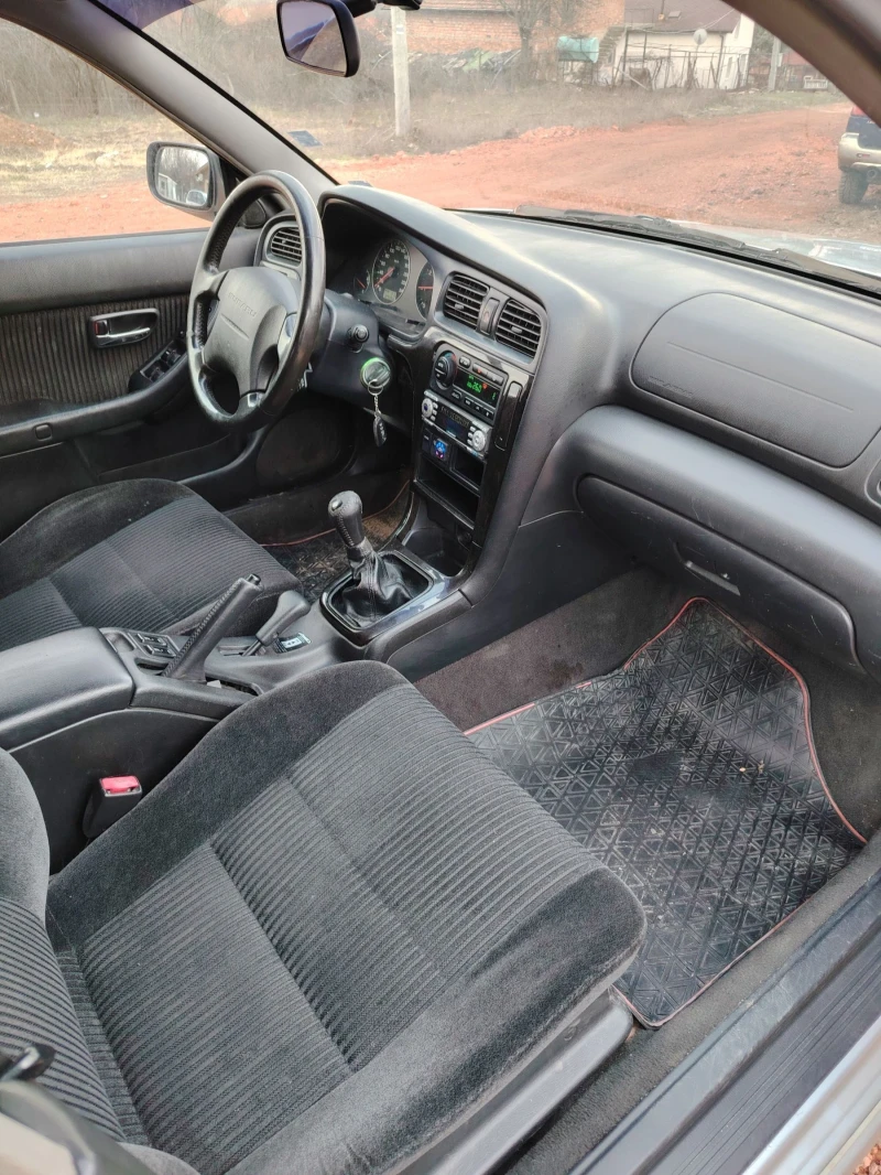 Subaru Legacy 2.5 АГУ, снимка 7 - Автомобили и джипове - 53007423