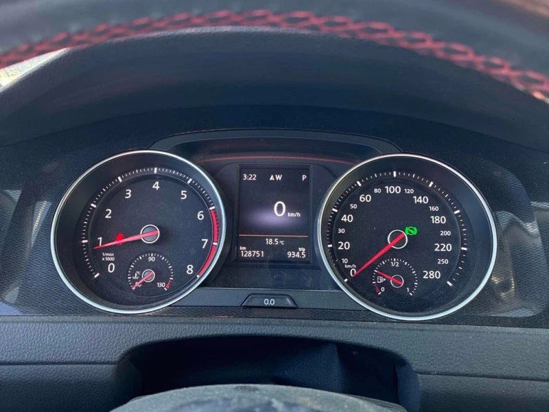 VW Golf GTI/PANO/KEYLESS/HEATED SEATS , снимка 7 - Автомобили и джипове - 53467052