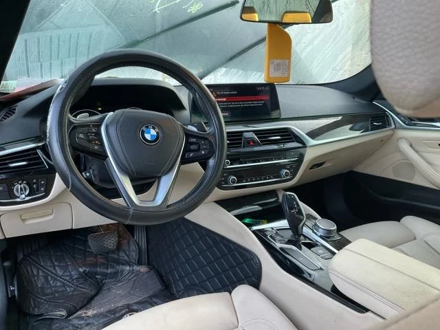 BMW 530 360КАМЕРИ ПОДГРЯВАНЕ ДИСТРОНИК ДИГИТАЛЕН КИЛОМЕТРА, снимка 5 - Автомобили и джипове - 47706731