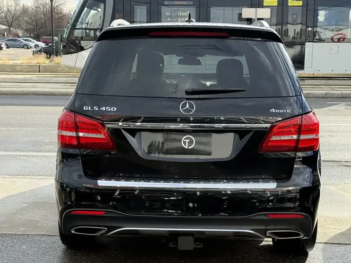 Mercedes-Benz GLS 450 * 7 SEATER* REAR ENT MASSAGE* 360 CAMERA* , снимка 4 - Автомобили и джипове - 52830740