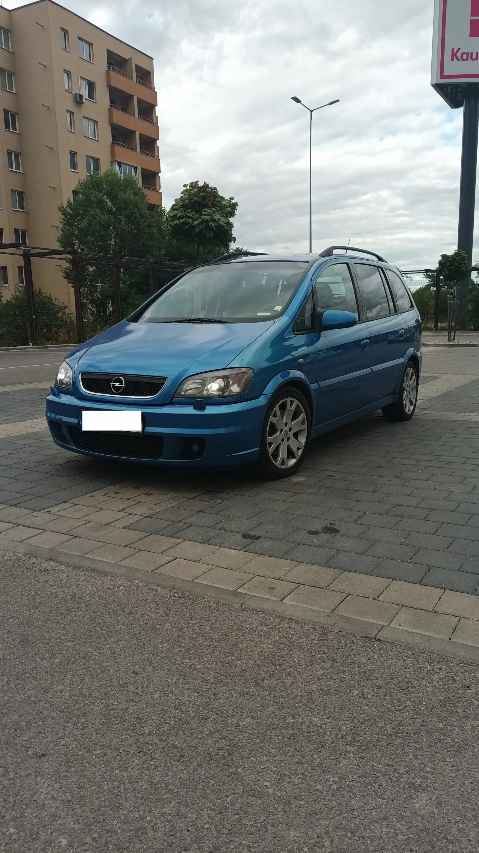 Opel Zafira 2.0T, OPC, ГАЗ, снимка 1