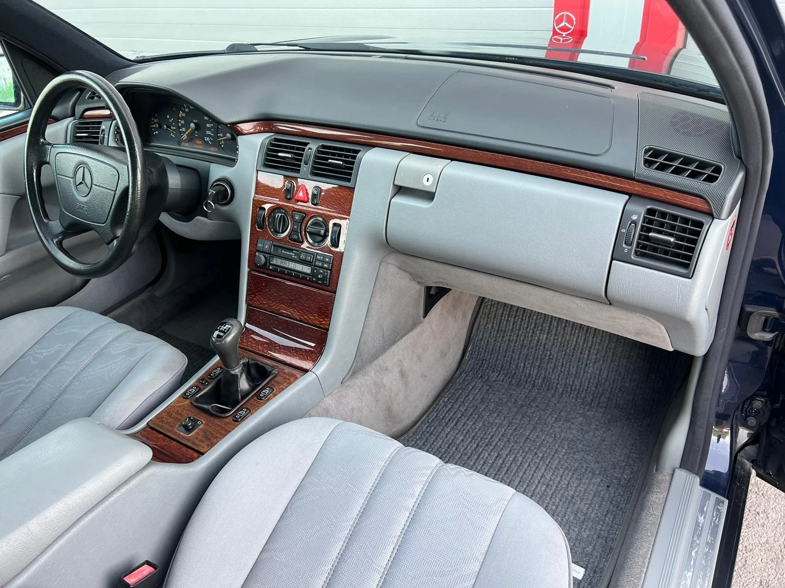 Mercedes-Benz E 290 DISEL KLIMATRONIK  | Mobile.bg   13