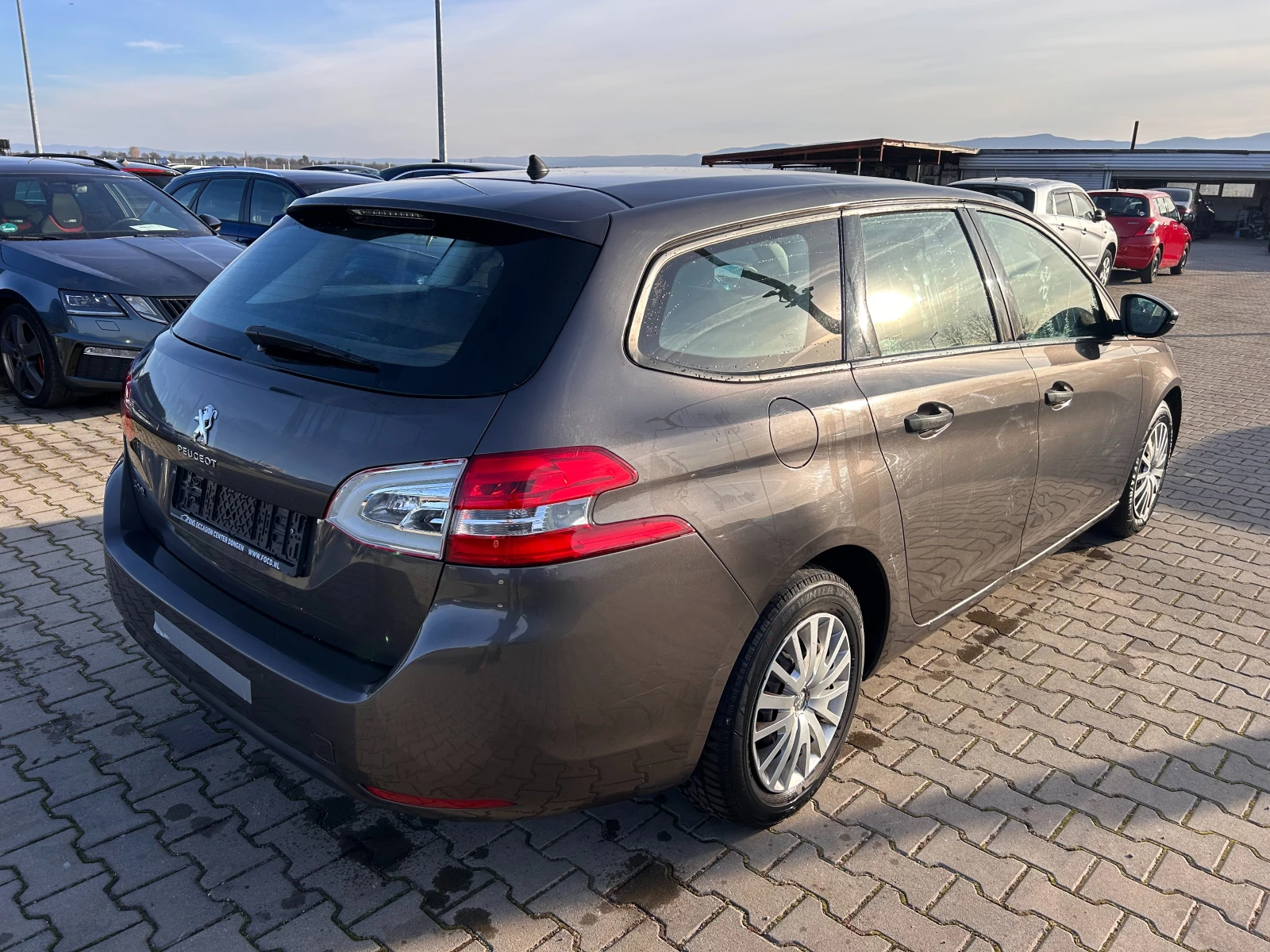 Peugeot 308 1.2i EURO 6 - изображение 6