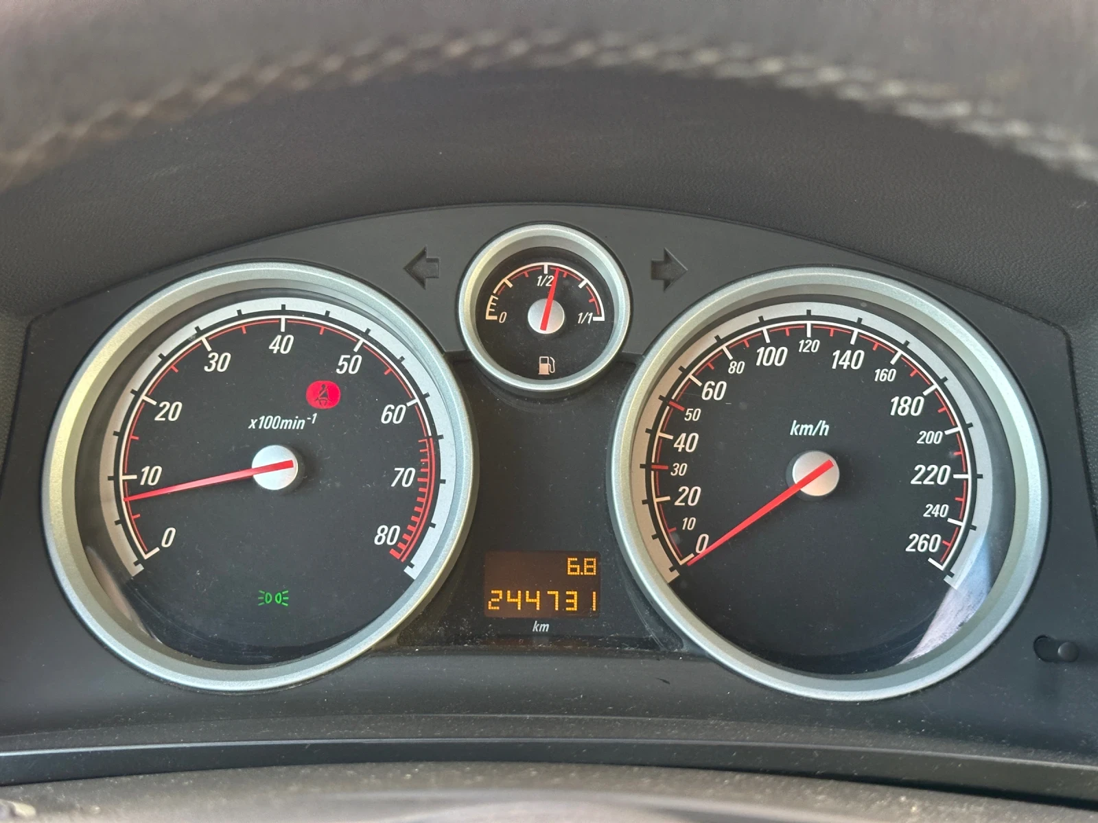 Opel Zafira 2.0 Turbo - изображение 9