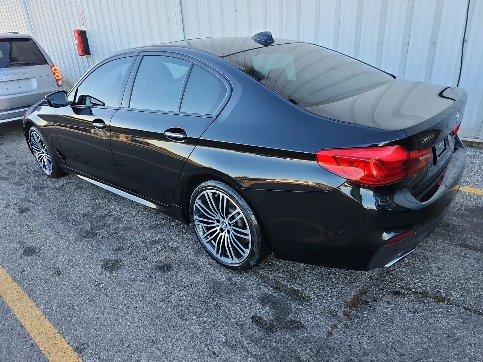 BMW 530 XDRIVE * * CARFAX * *   * *  | Mobile.bg   4