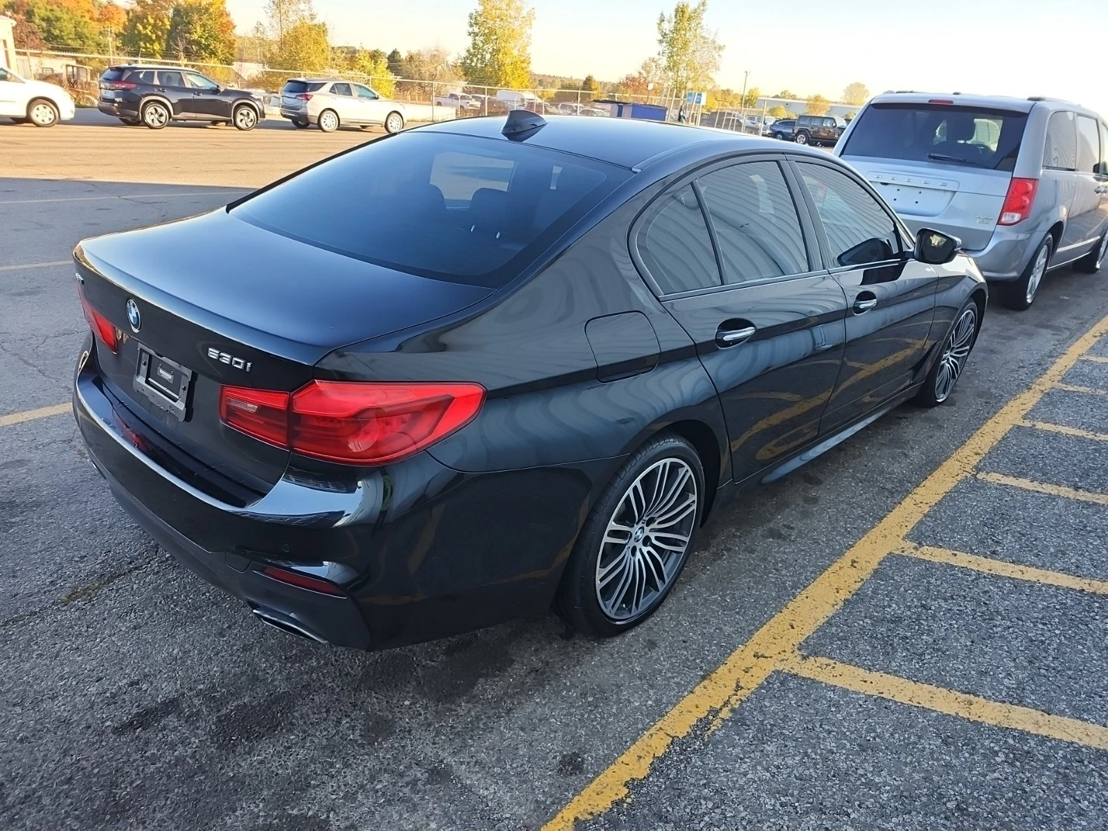 BMW 530 XDRIVE * * CARFAX * *   * *  | Mobile.bg   3