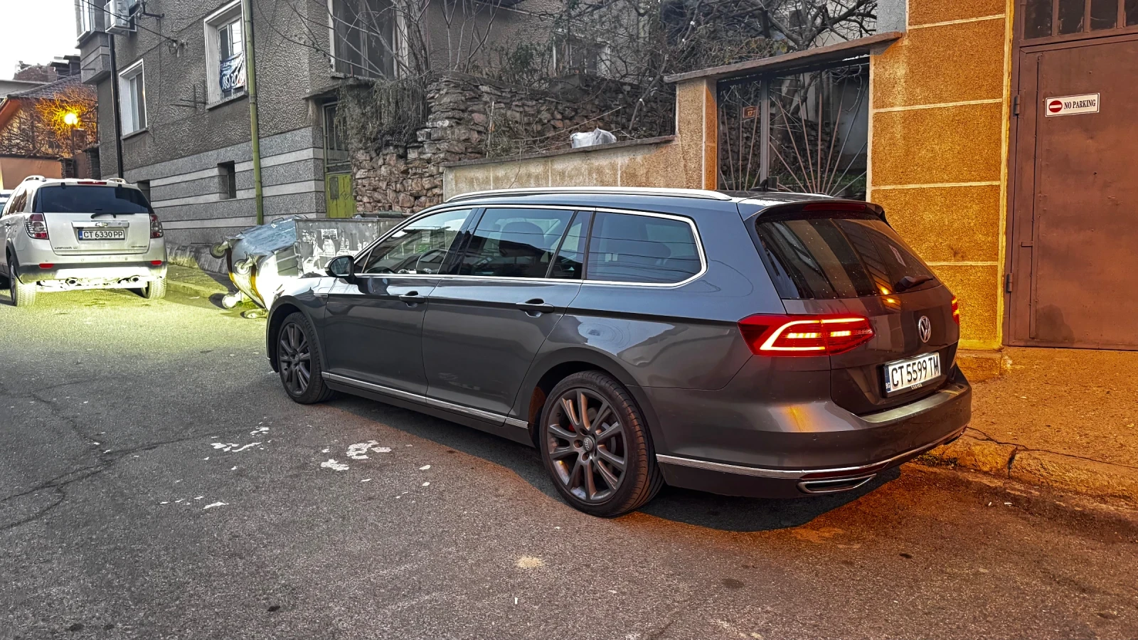 VW Passat B8 2.0BiTDI 4motion , снимка 17 - Автомобили и джипове - 53628685