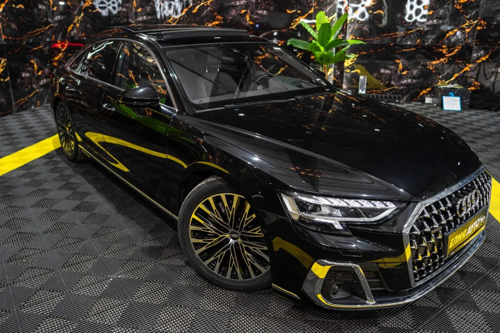 Audi A8 55TFSI QUATTRO LONG S LINE B&O ПАНО ЛИЗИНГ 100% - изображение 5