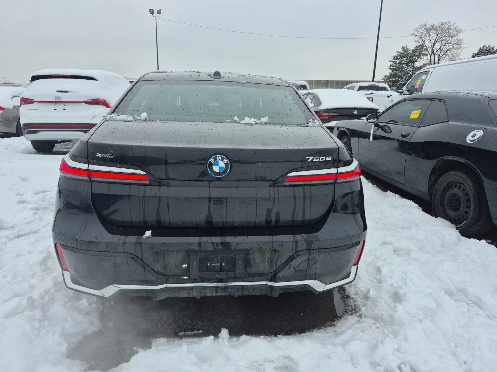 BMW 750 750E XDRIVE - изображение 4