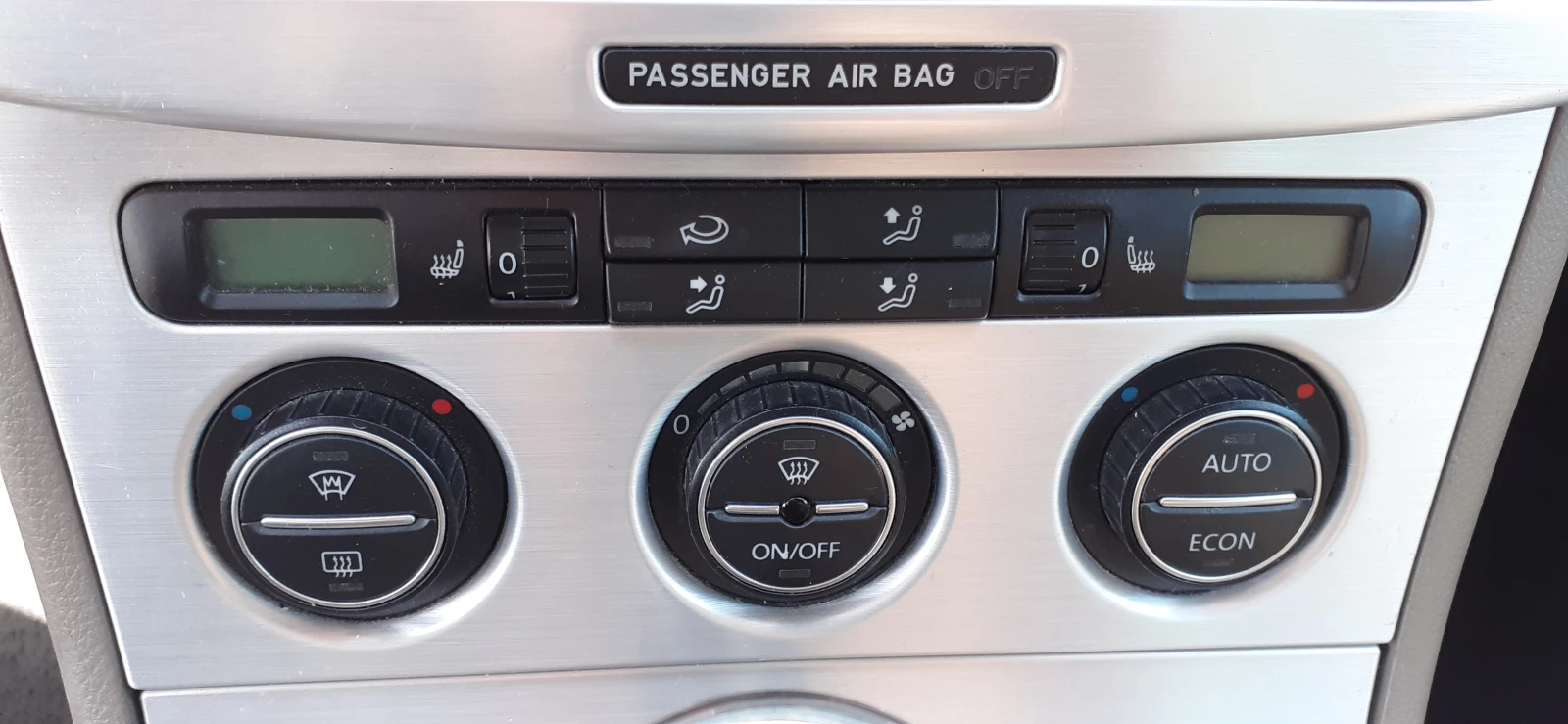 VW Passat 2.0TD 4MOTION, снимка 13 - Автомобили и джипове - 54566317