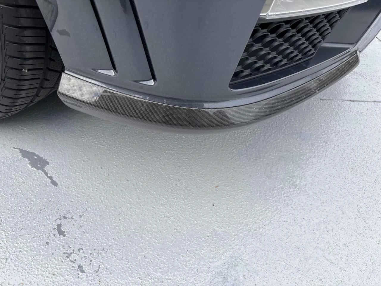 Mercedes-Benz E 63 AMG | ОТЛИЧНО СЪСТОЯНИЕ| КАРБОНОВИ ДЕТАЙЛИ| CARFAX, снимка 3 - Автомобили и джипове - 54633368