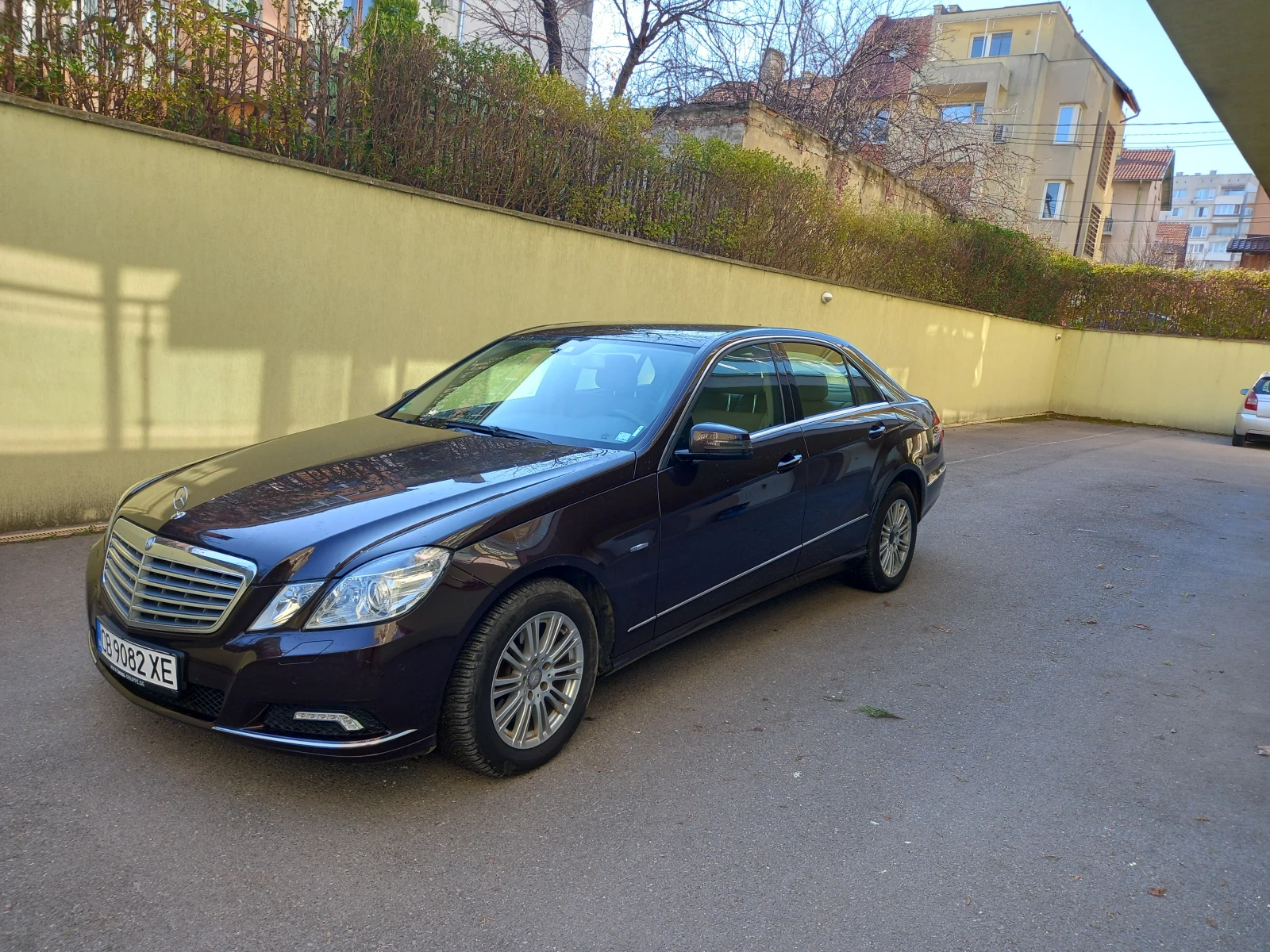 Mercedes-Benz E 250, снимка 6 - Автомобили и джипове - 54753825