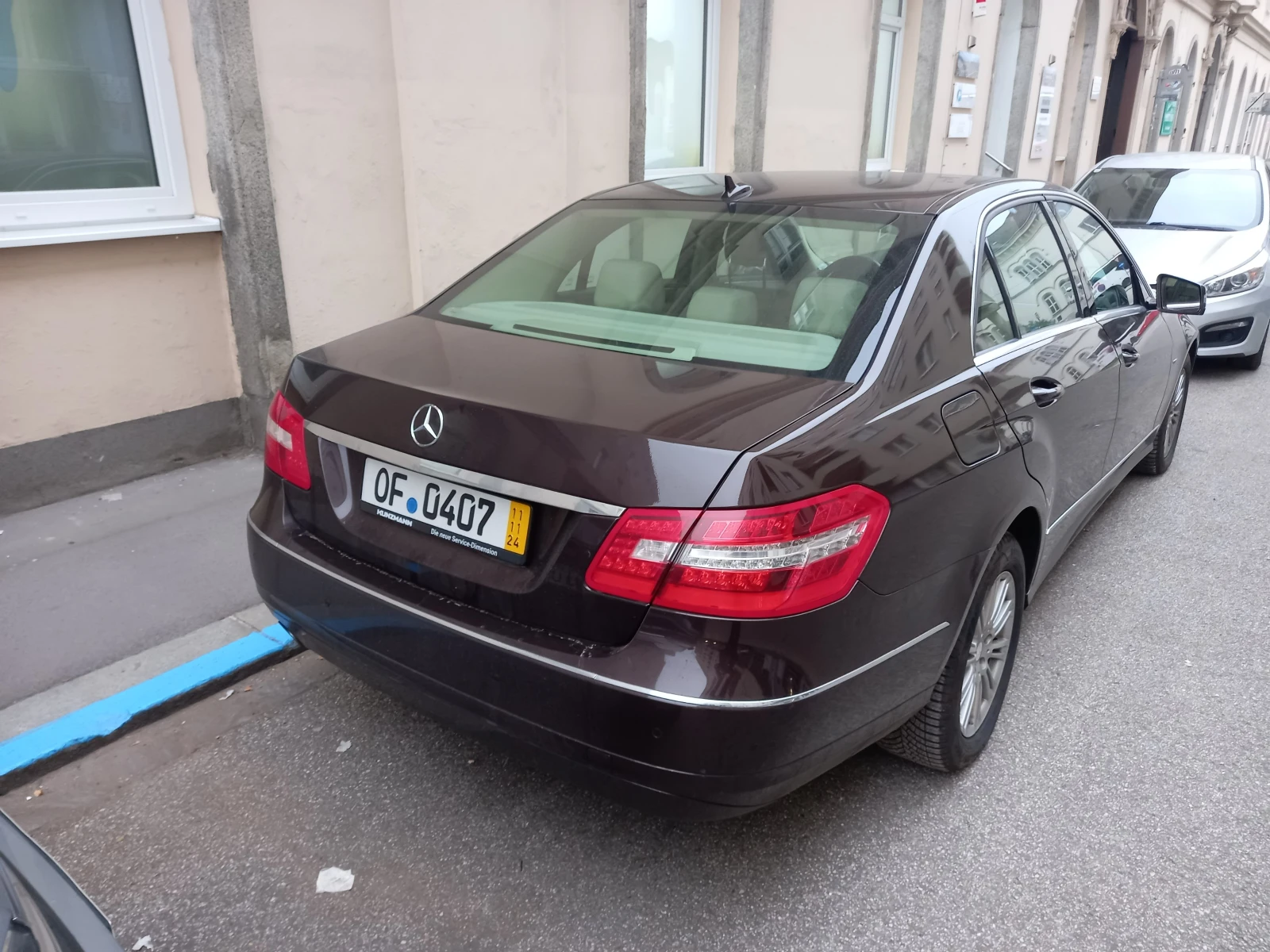 Mercedes-Benz E 250, снимка 3 - Автомобили и джипове - 54753825