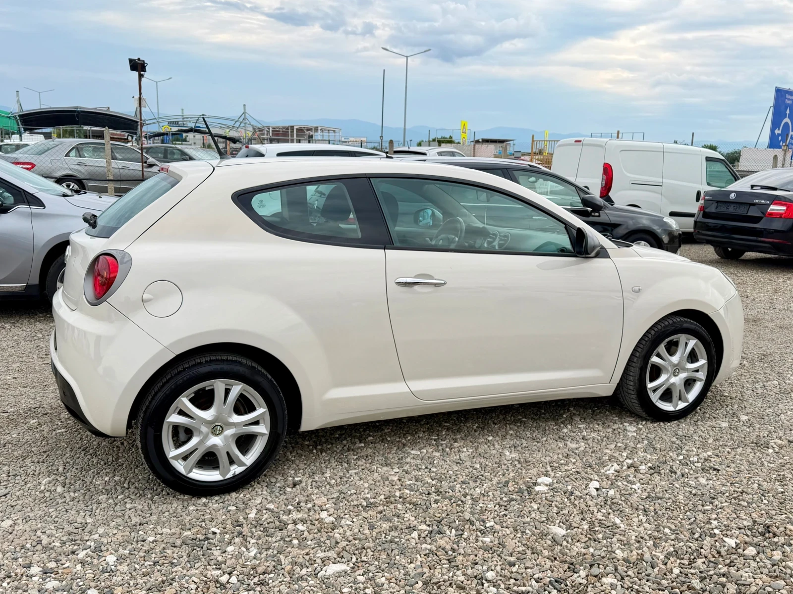 Alfa Romeo MiTo 1.4Т 120кс* ФАБРИЧНА ГАЗ * , снимка 4 - Автомобили и джипове - 55138761