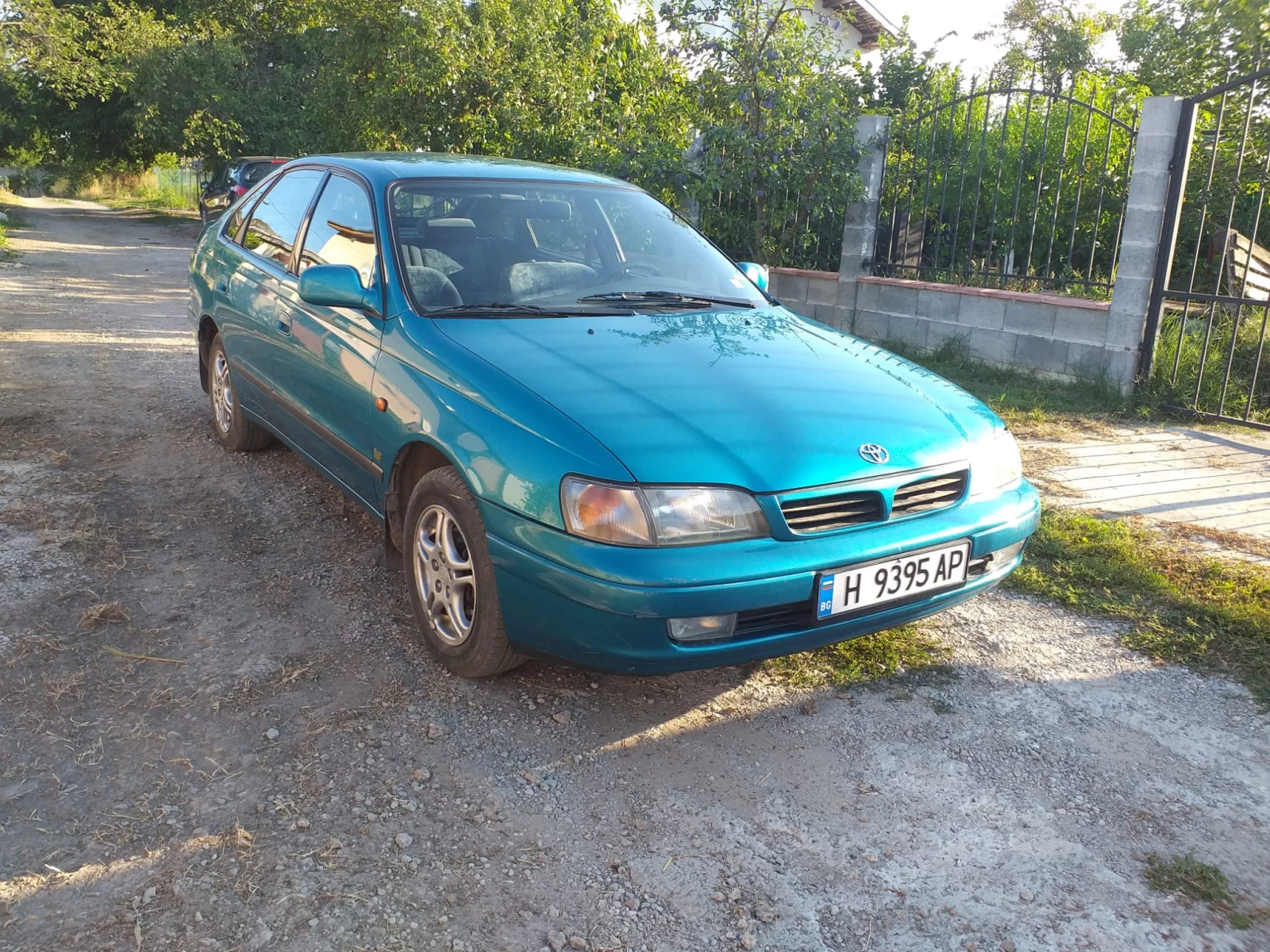 Toyota Carina