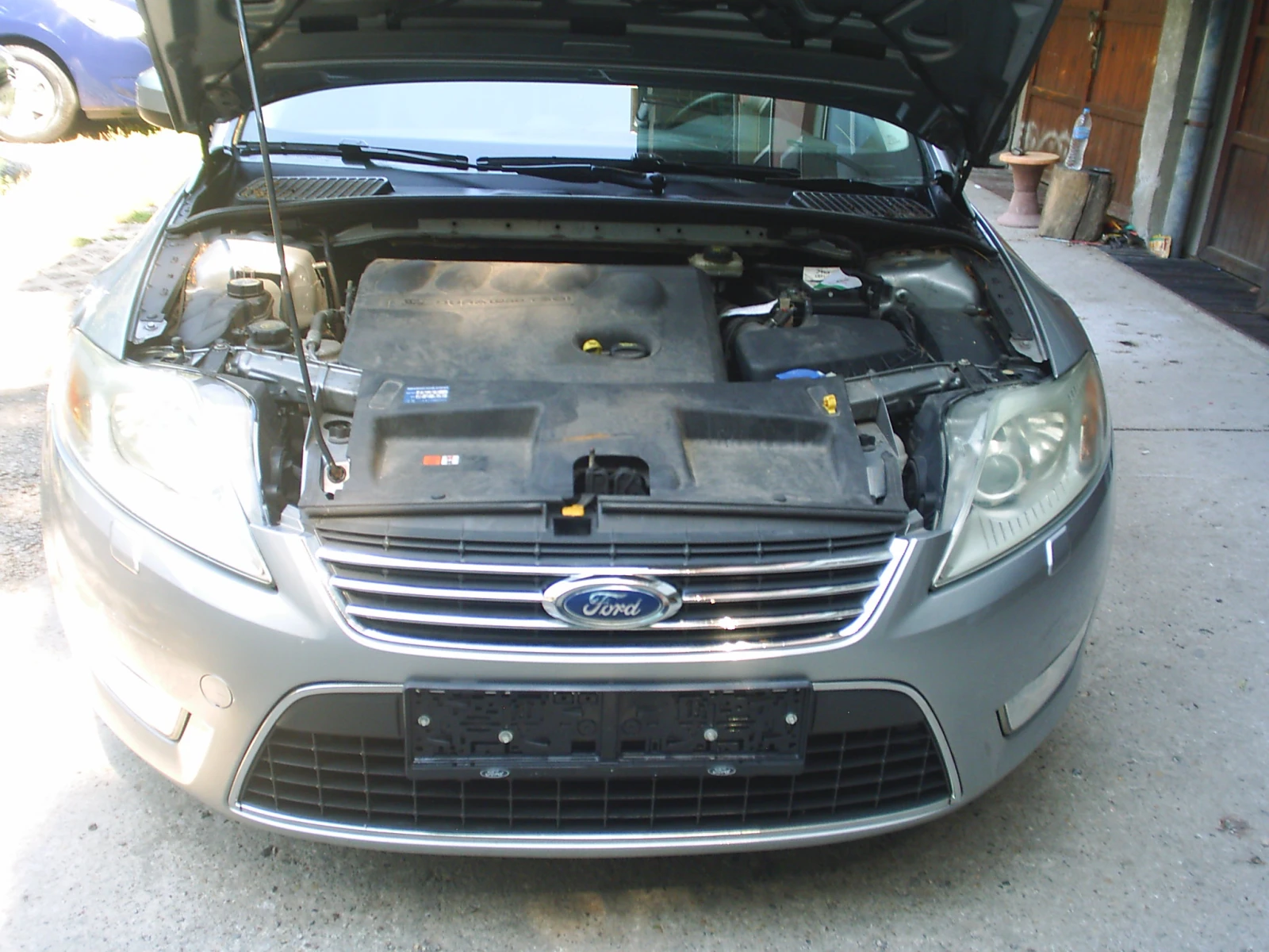 Ford Mondeo 2.0 TDCI Ghia, снимка 17 - Автомобили и джипове - 55825957