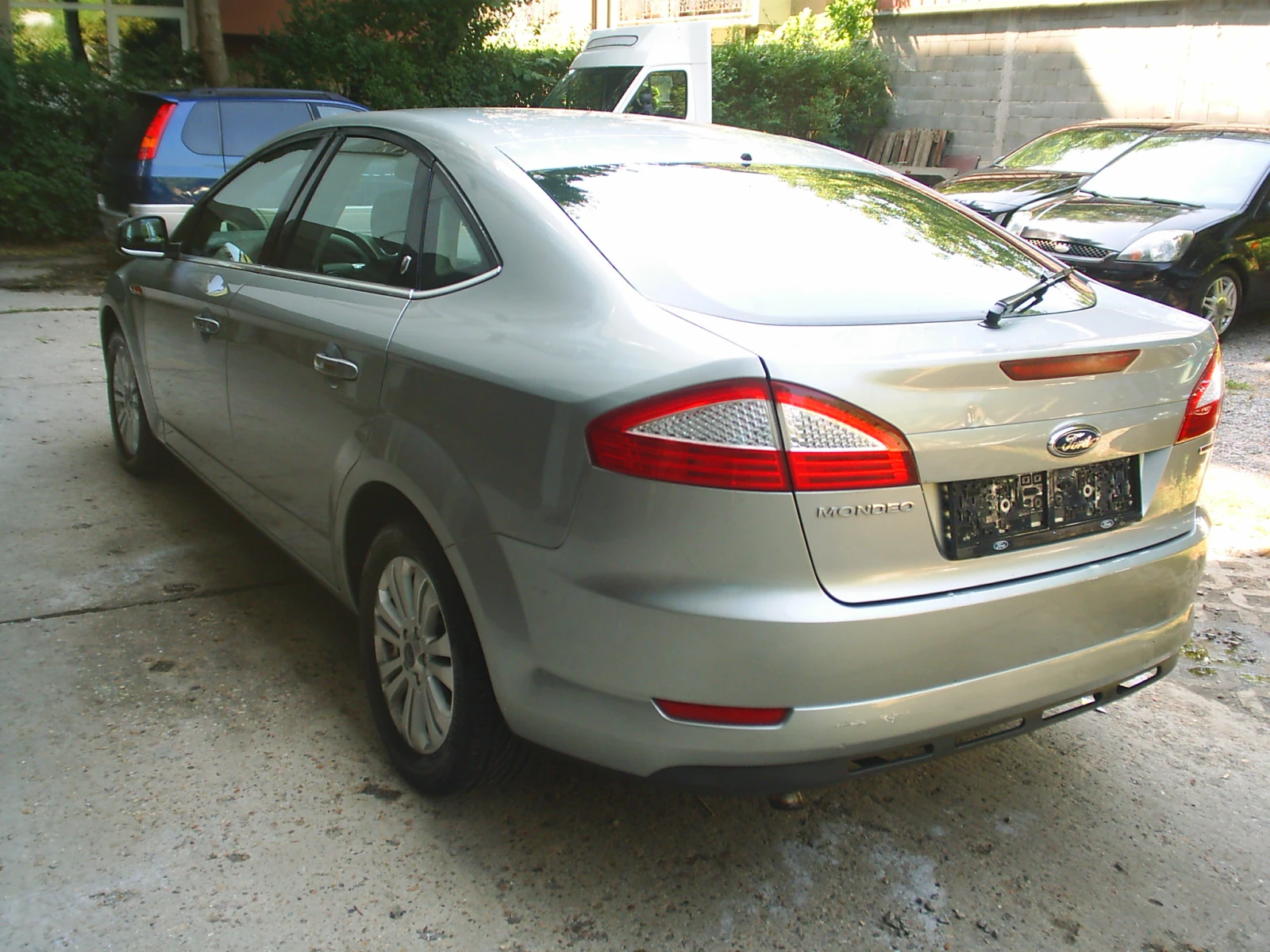 Ford Mondeo 2.0 TDCI Ghia, снимка 6 - Автомобили и джипове - 55825957