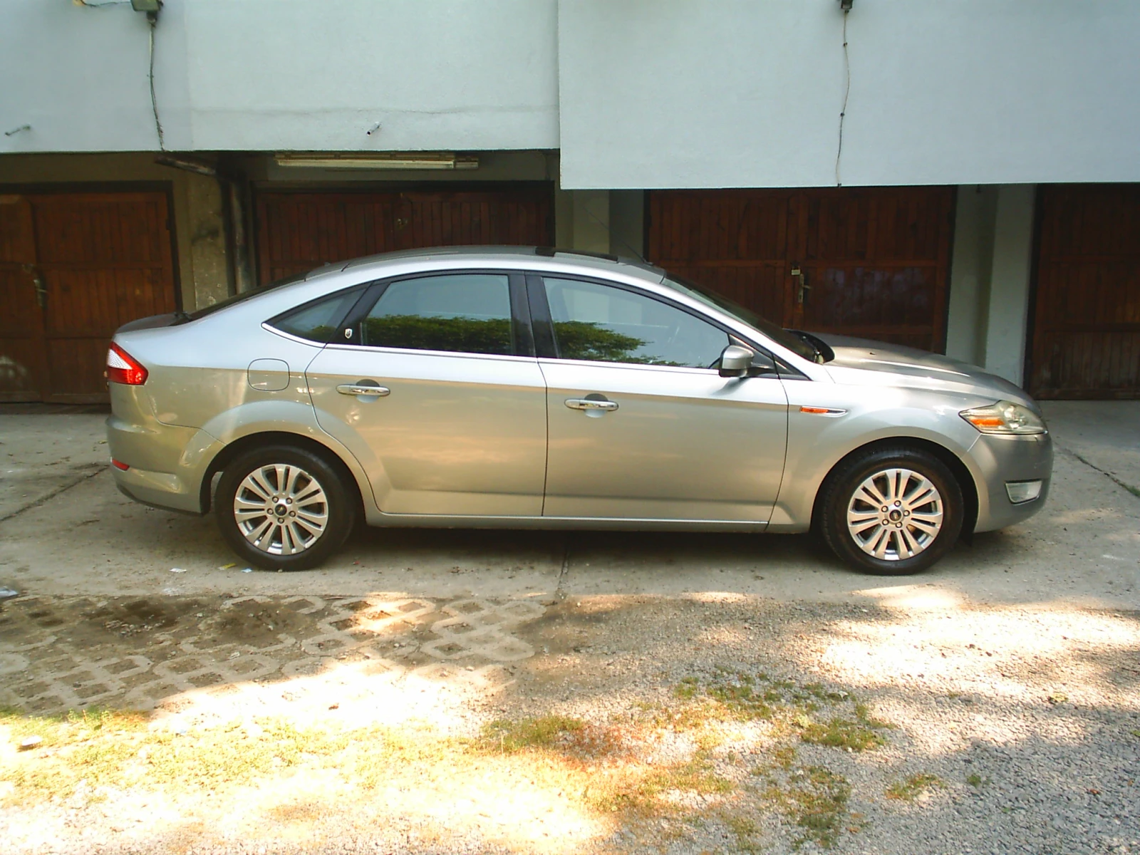 Ford Mondeo 2.0 TDCI Ghia, снимка 3 - Автомобили и джипове - 55825957