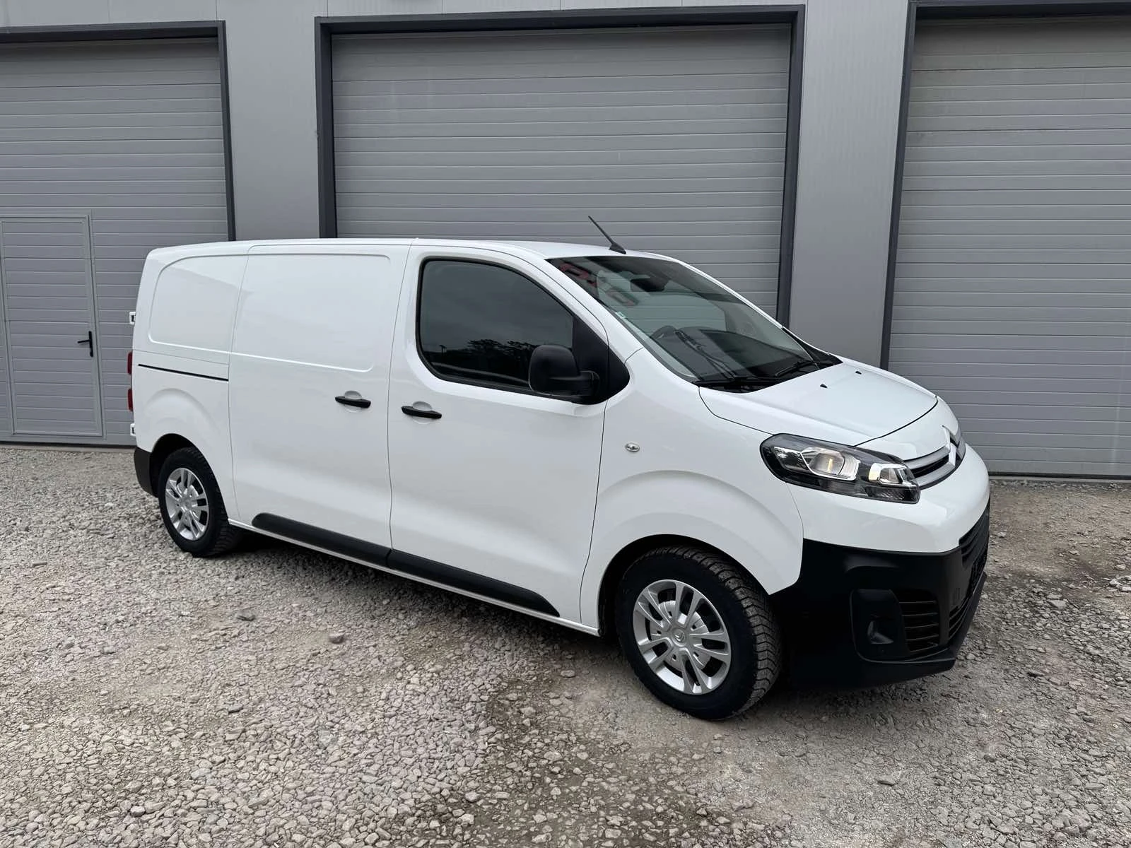 Peugeot Expert 1.5HDI* TOP* 21.06.2021 H2* , снимка 8 - Автомобили и джипове - 56317002