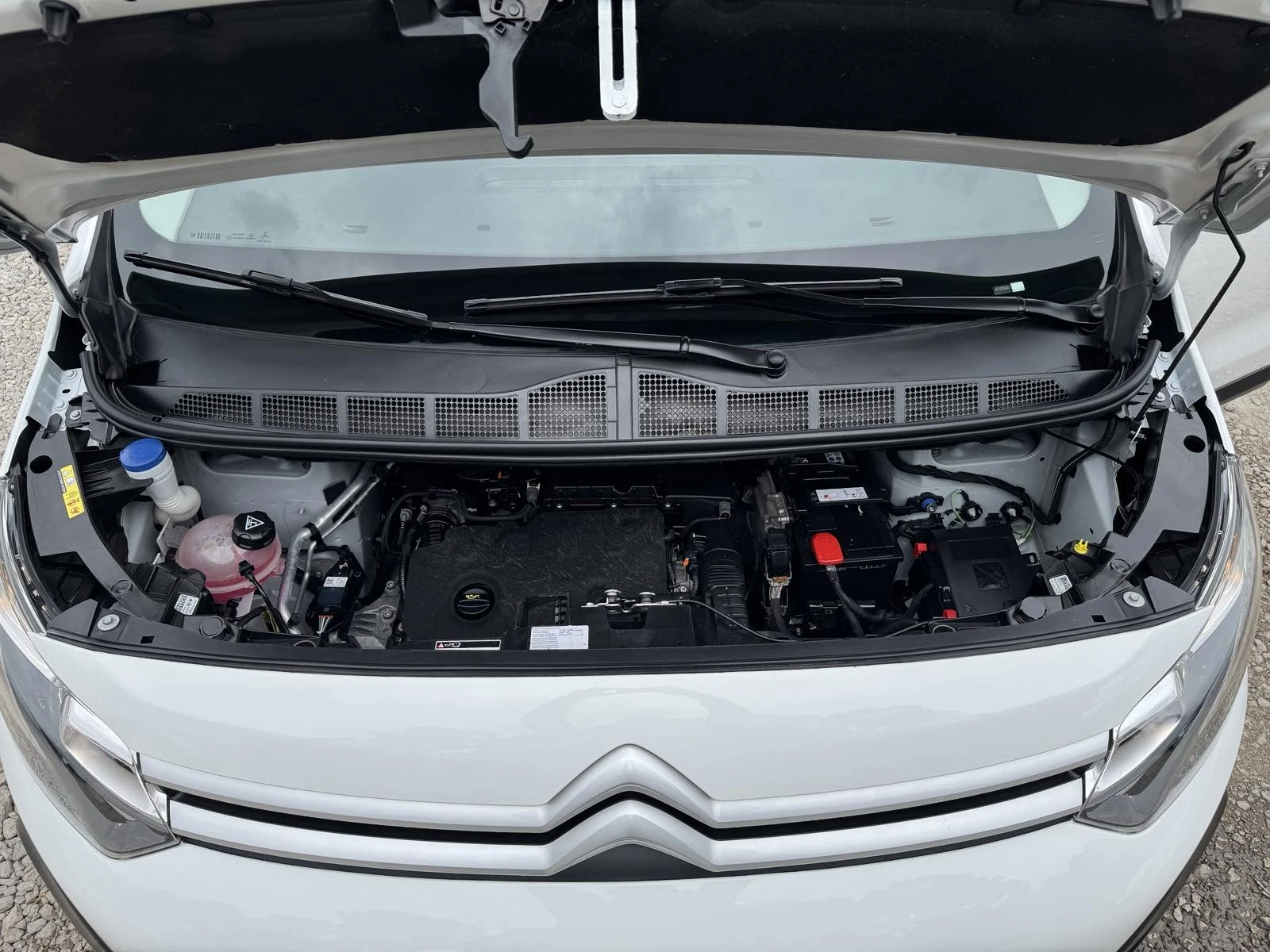 Peugeot Expert 1.5HDI* TOP* 21.06.2021 H2* , снимка 15 - Автомобили и джипове - 56317002