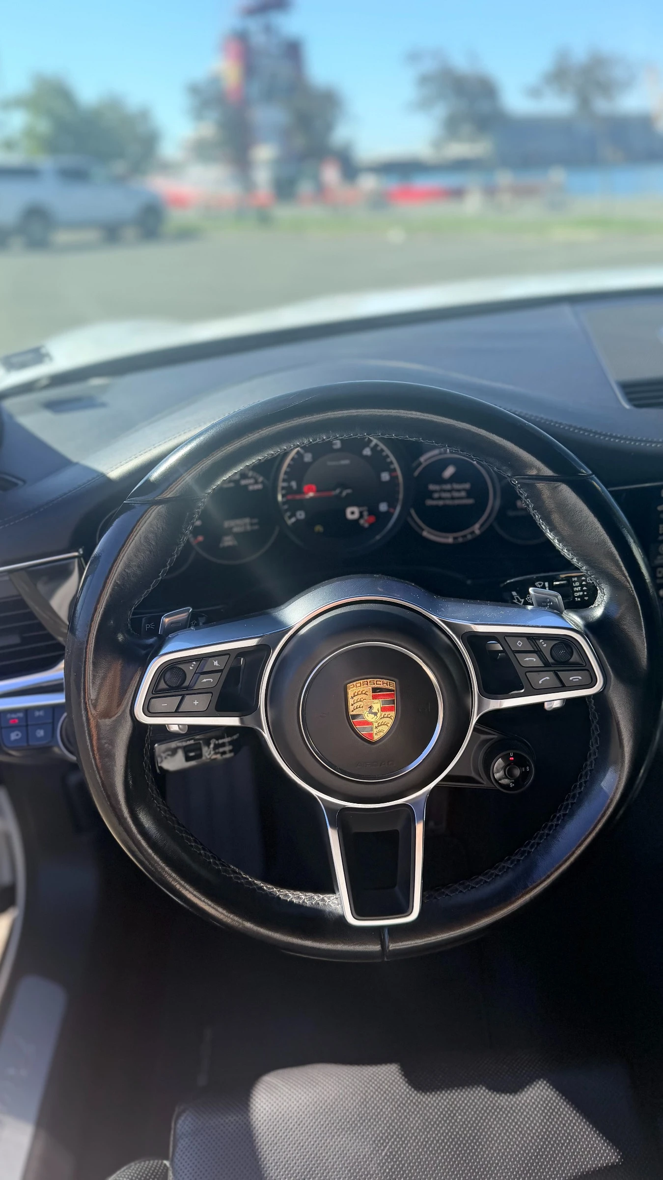 Porsche Panamera 4S (971), снимка 9 - Автомобили и джипове - 56348659
