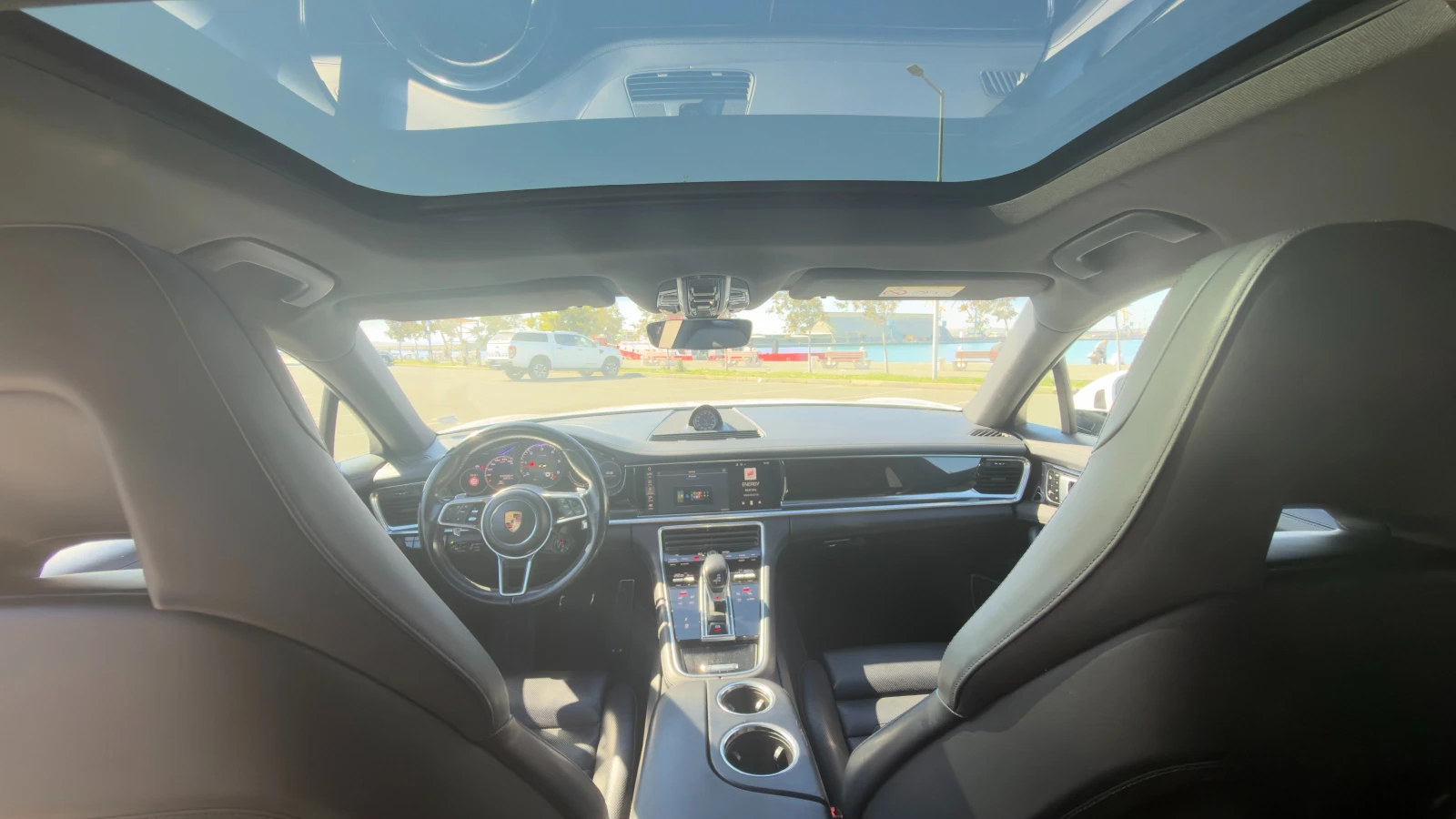 Porsche Panamera 4S (971), снимка 14 - Автомобили и джипове - 56348659