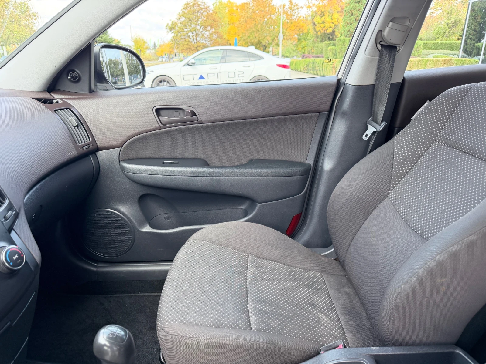 Hyundai I30 1.4 109 hp Facelift ������ ������ | Mobile.bg � ����������� 8