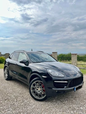     Porsche Cayenne TURBO