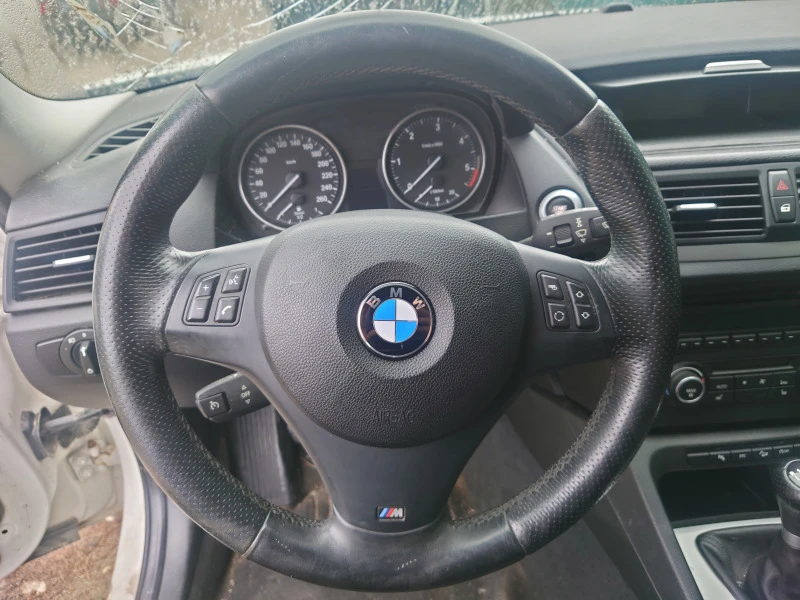 BMW X1 X Drive, снимка 5 - Автомобили и джипове - 47310041