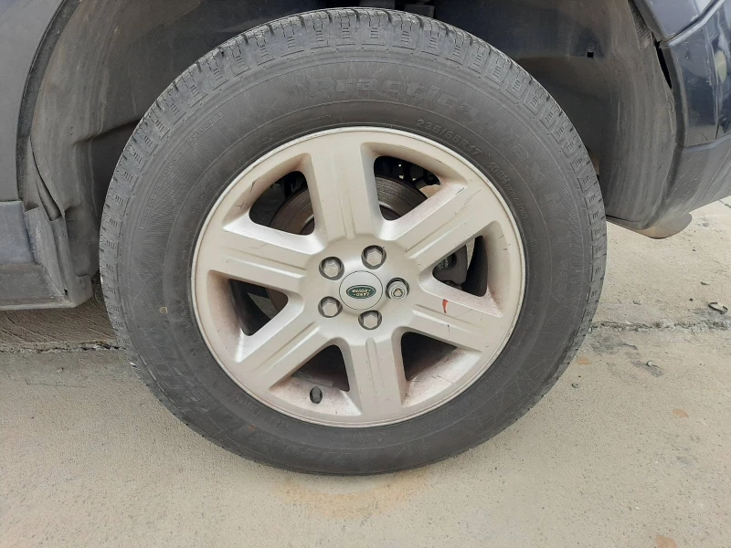 Land Rover Freelander 2.2 TD4 , снимка 7 - Автомобили и джипове - 52037755