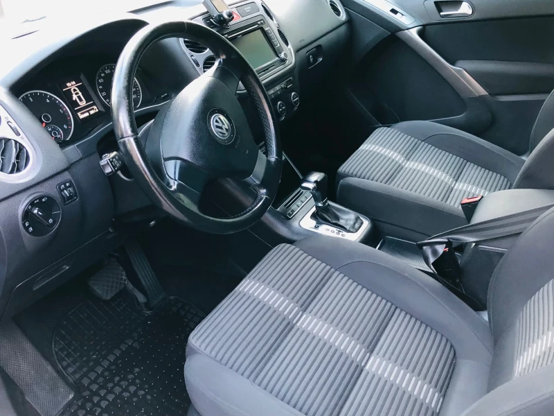 VW Tiguan 2.0TDI 4X4 AUTOMATIC , снимка 7 - Автомобили и джипове - 52747164