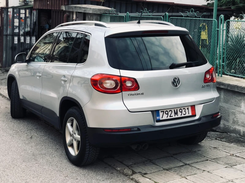 VW Tiguan 2.0TDI 4X4 AUTOMATIC , снимка 2 - Автомобили и джипове - 52747164