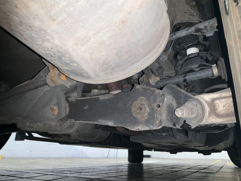 Honda Cr-v 2.0 4х4/Кожа/Пано/Подгрев/Гаранция/История, снимка 14 - Автомобили и джипове - 53115232