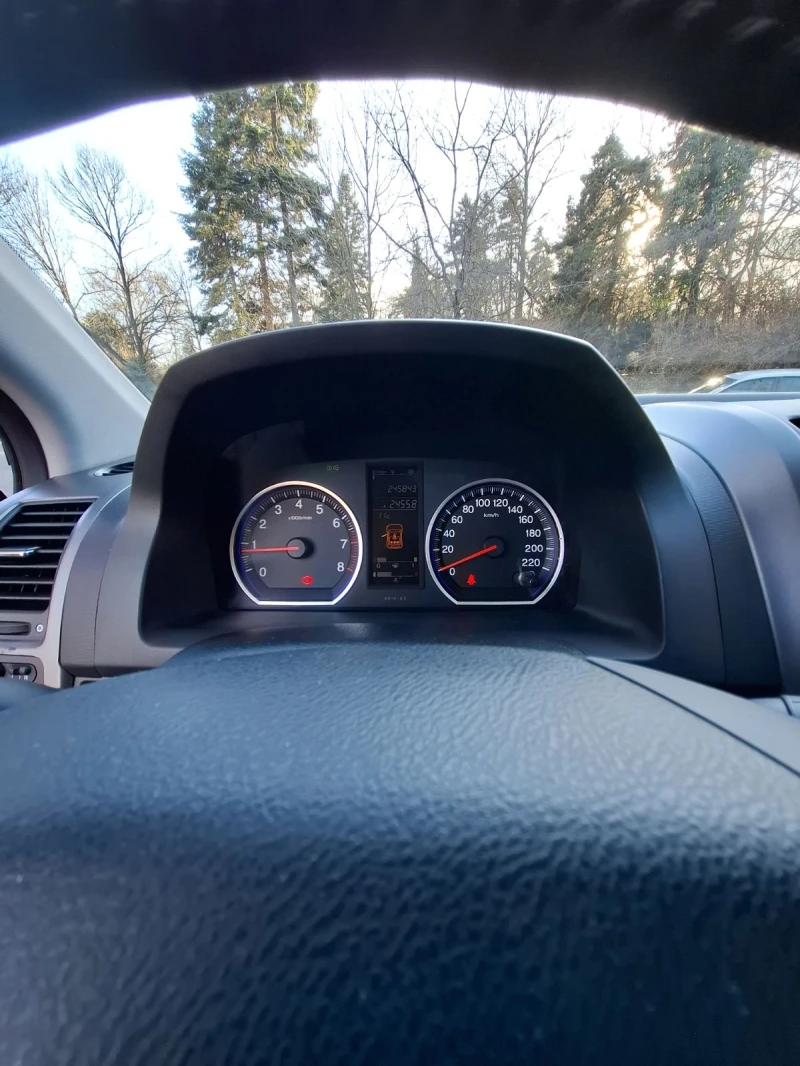 Honda Cr-v 2.0 4х4/Кожа/Пано/Подгрев/Гаранция/История, снимка 7 - Автомобили и джипове - 53115232
