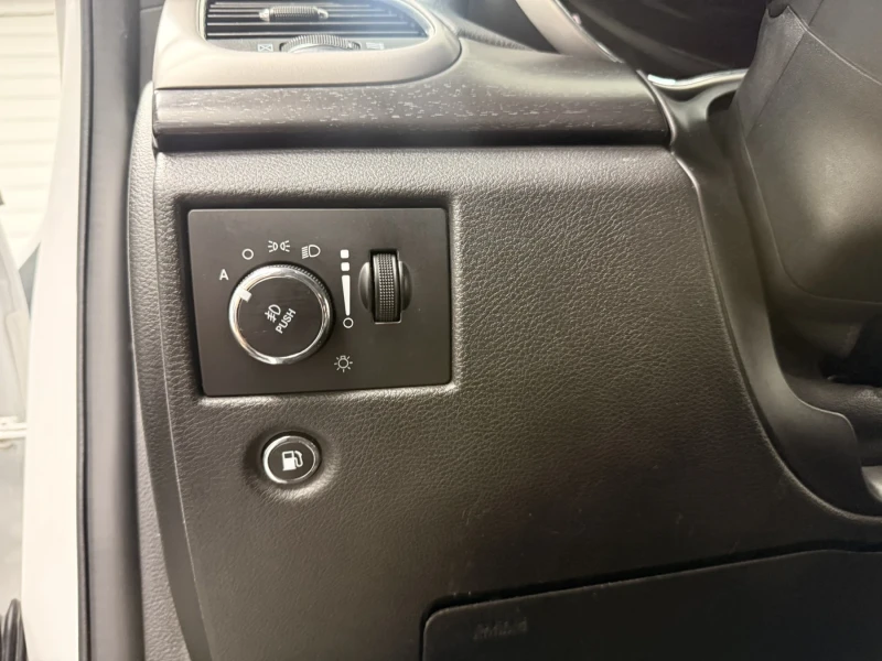 Jeep Grand cherokee Laredo 3.6 V6, снимка 7 - Автомобили и джипове - 53386393