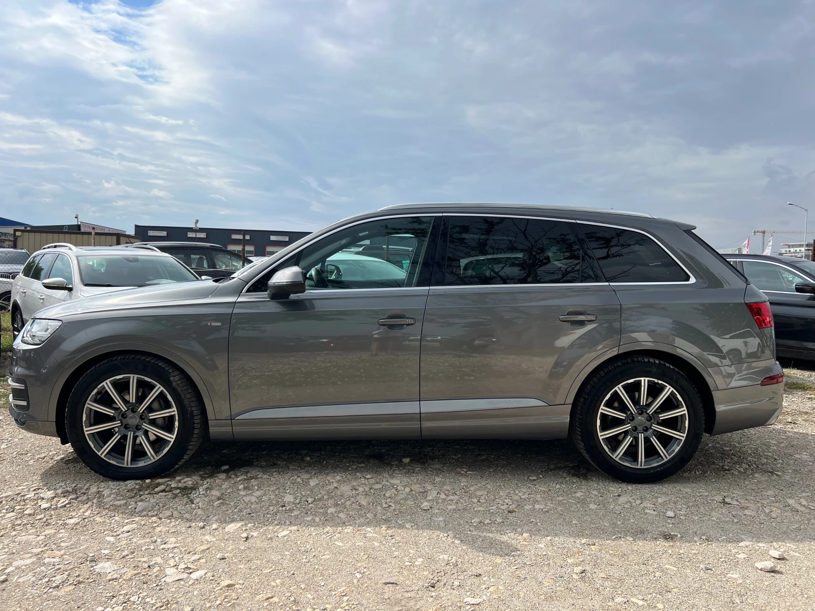 Audi Q7 FULL MATRIX S line DISTRONIC - изображение 7