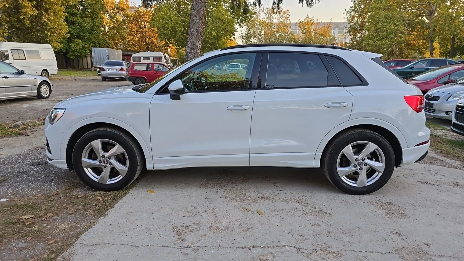 Audi Q3 35 TDi 150k.c. Digital Cockpit - изображение 8